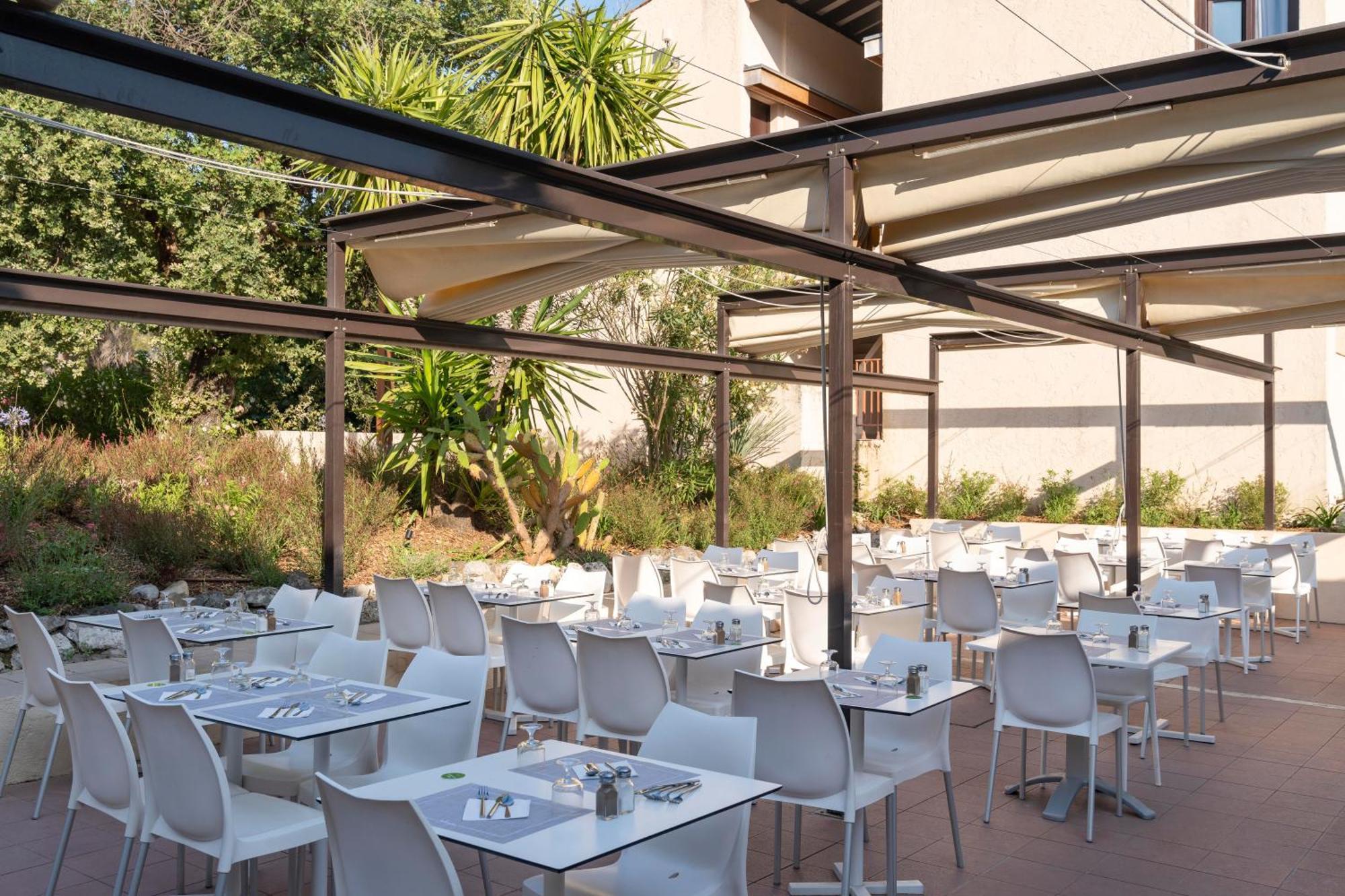 Belambra Clubs La Colle-Sur-Loup - Les Terrasses De Saint-Paul De Vence Hotel Exterior photo